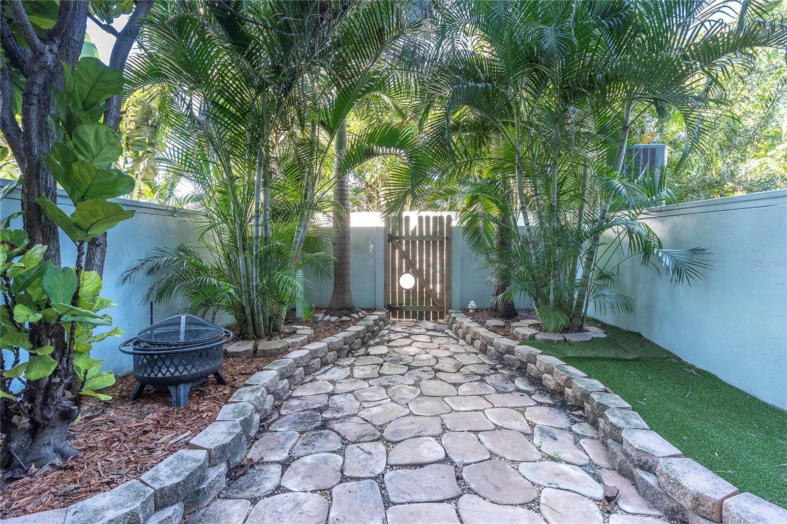 Townhouse at 9154 BLIND PASS RD, ST PETE BEACH, photo 43 of 52