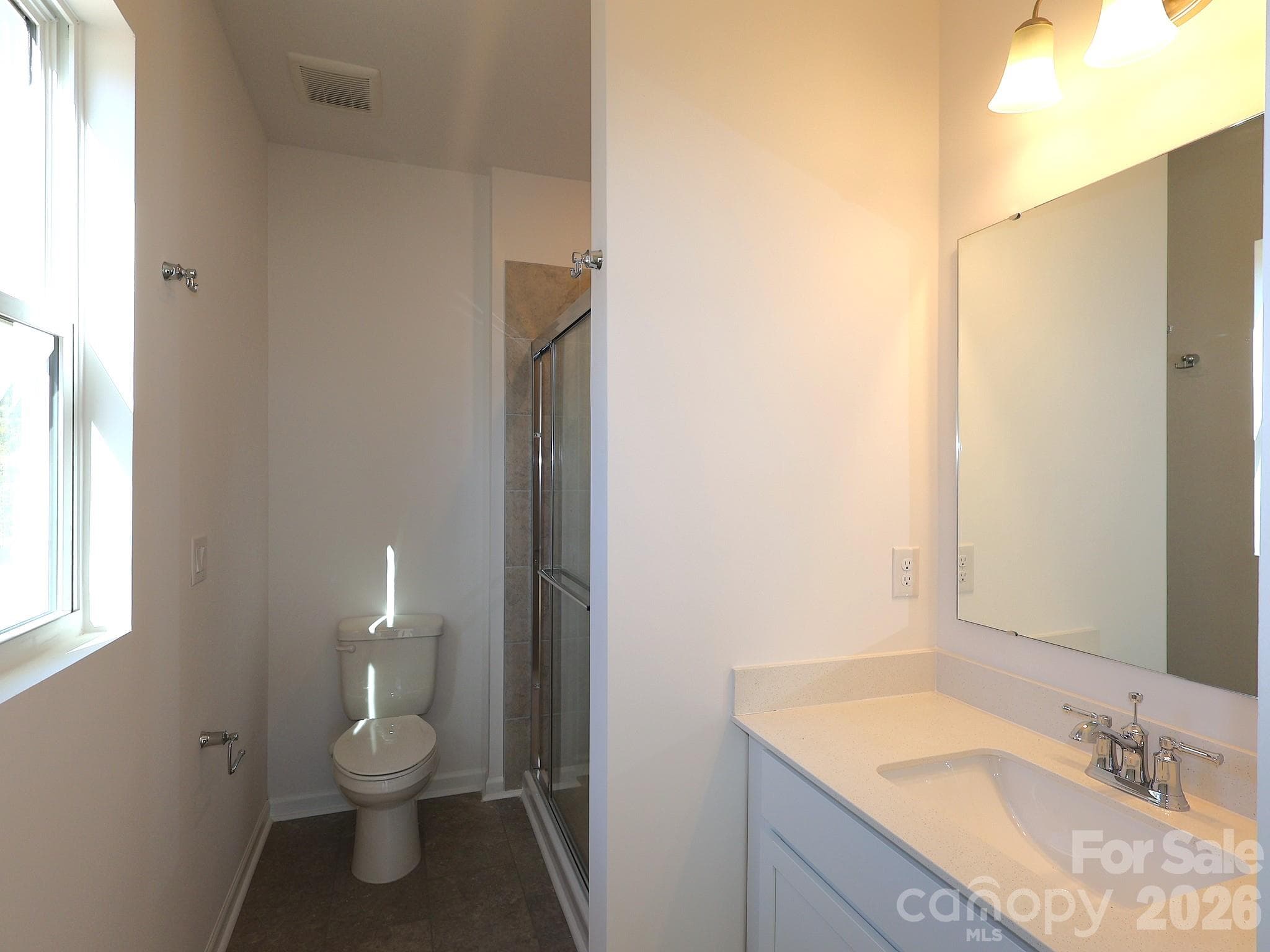 First floor bathroom - 242 Amber Glen Drive, Locust