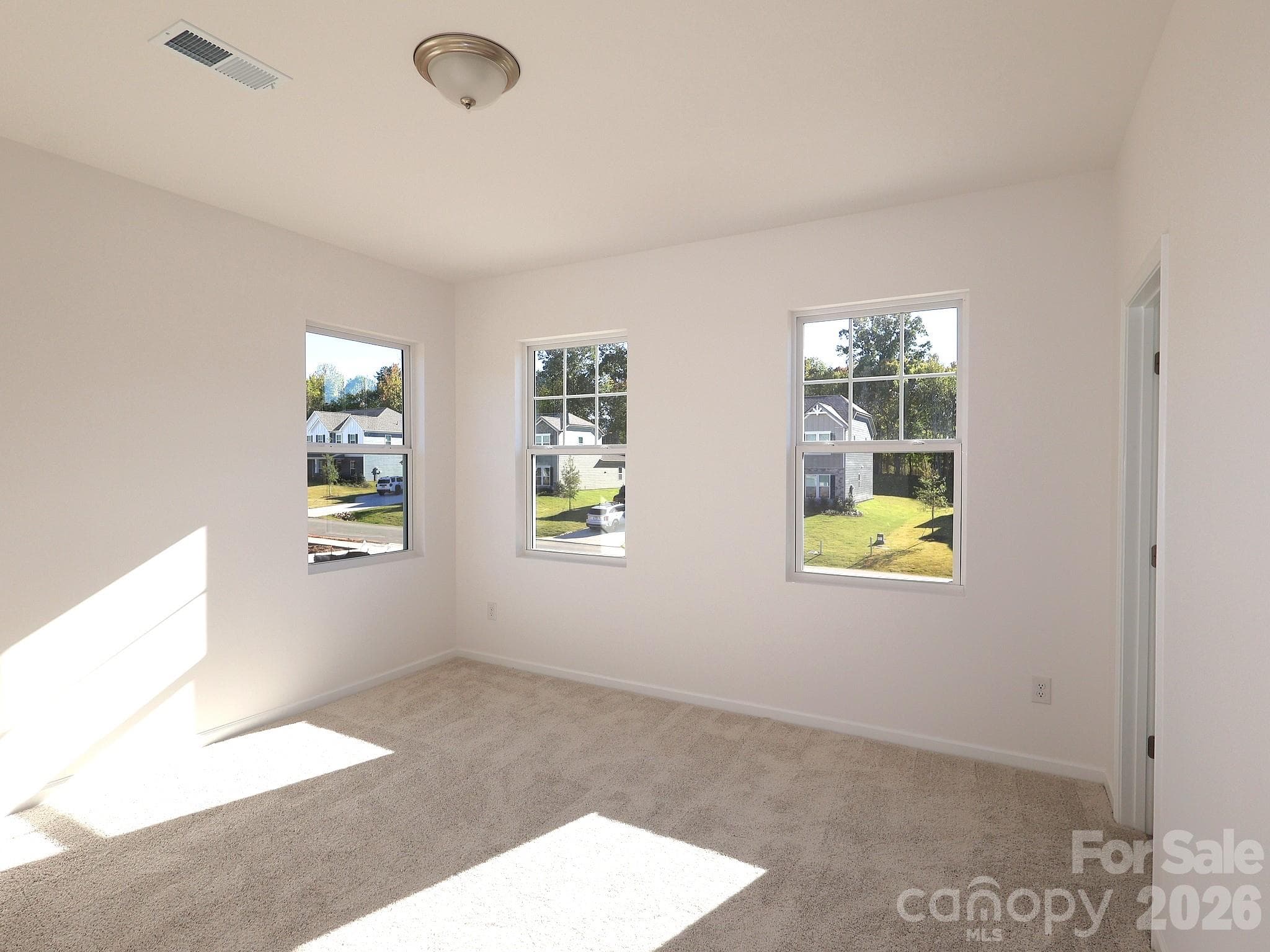 Secondary bedroom - 242 Amber Glen Drive, Locust