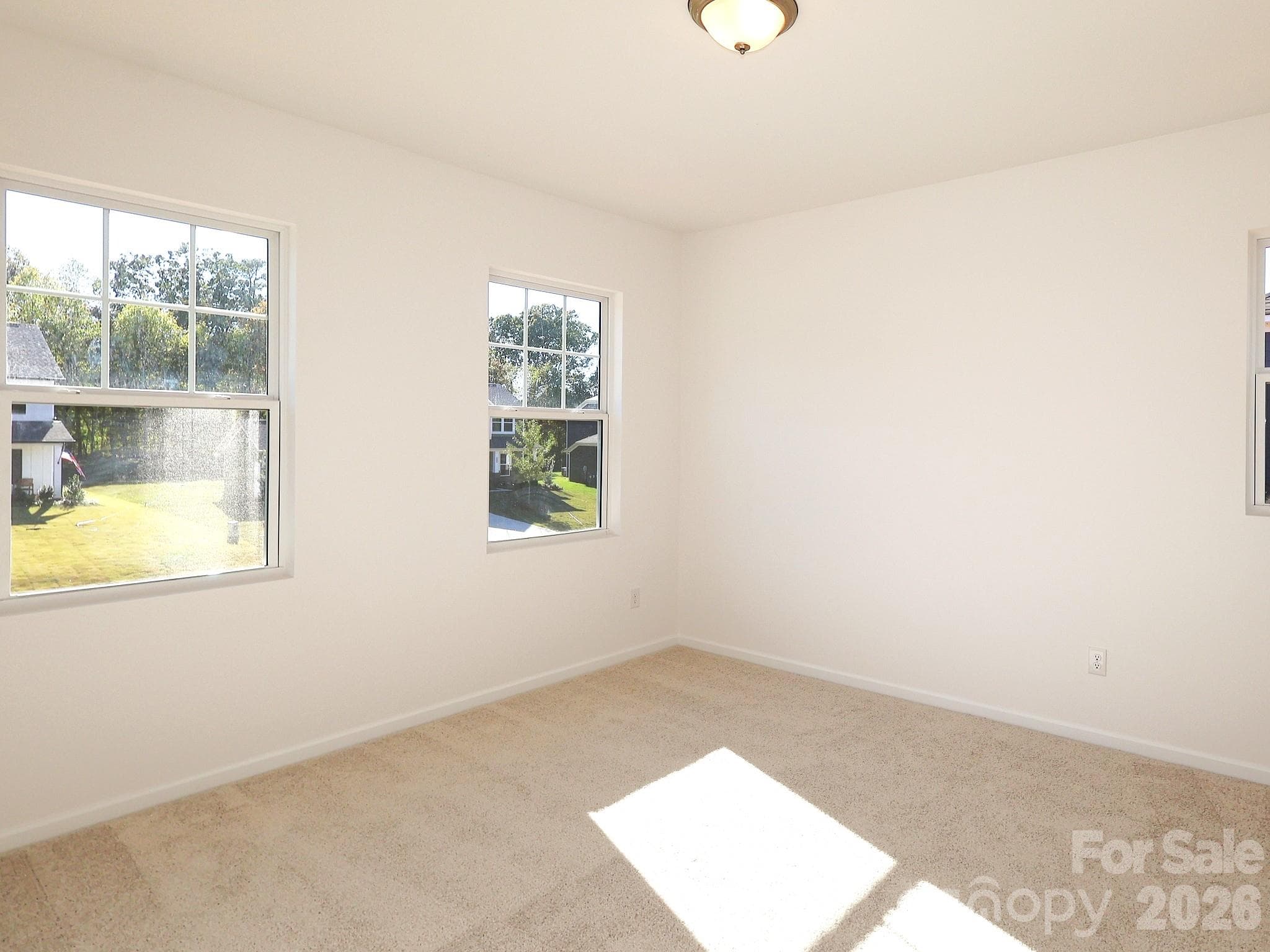 Secondary bedroom - 242 Amber Glen Drive, Locust