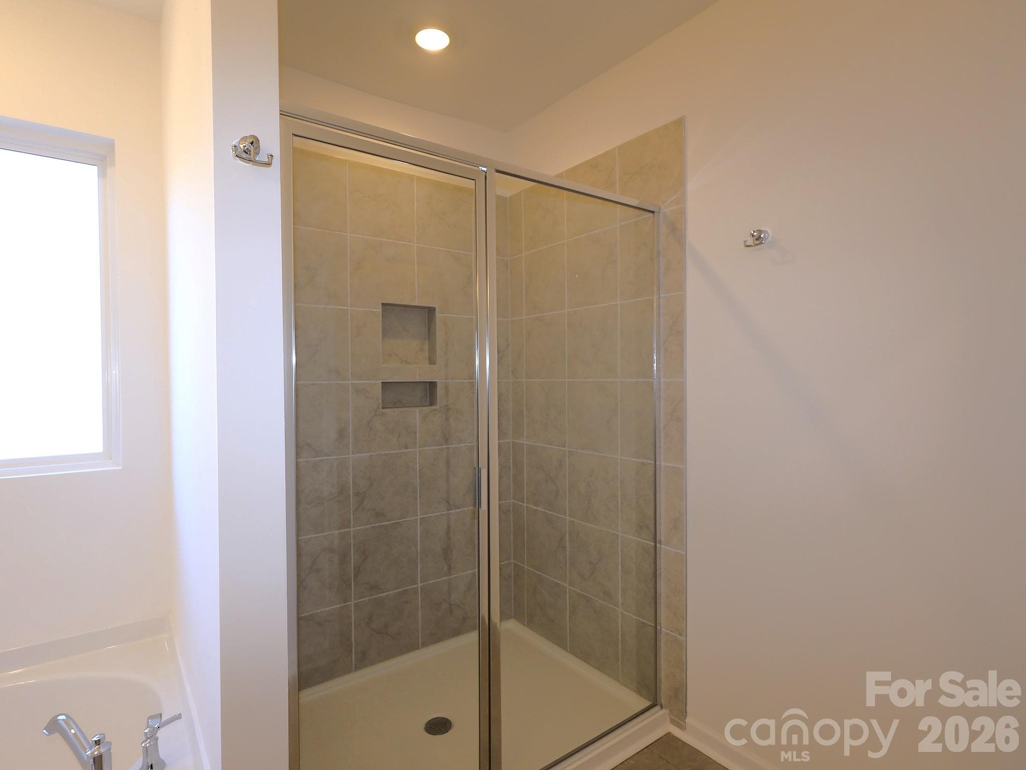 Owner's suite - 242 Amber Glen Drive, Locust