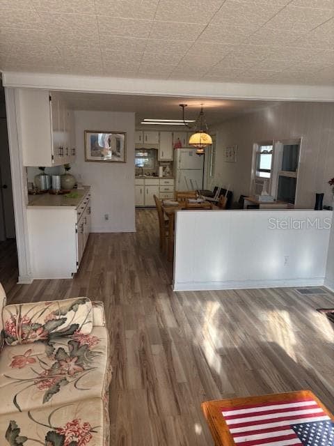 Manufactured Home at 2100 KINGS HWY #539, PORT CHARLOTTE, photo 4 of 45