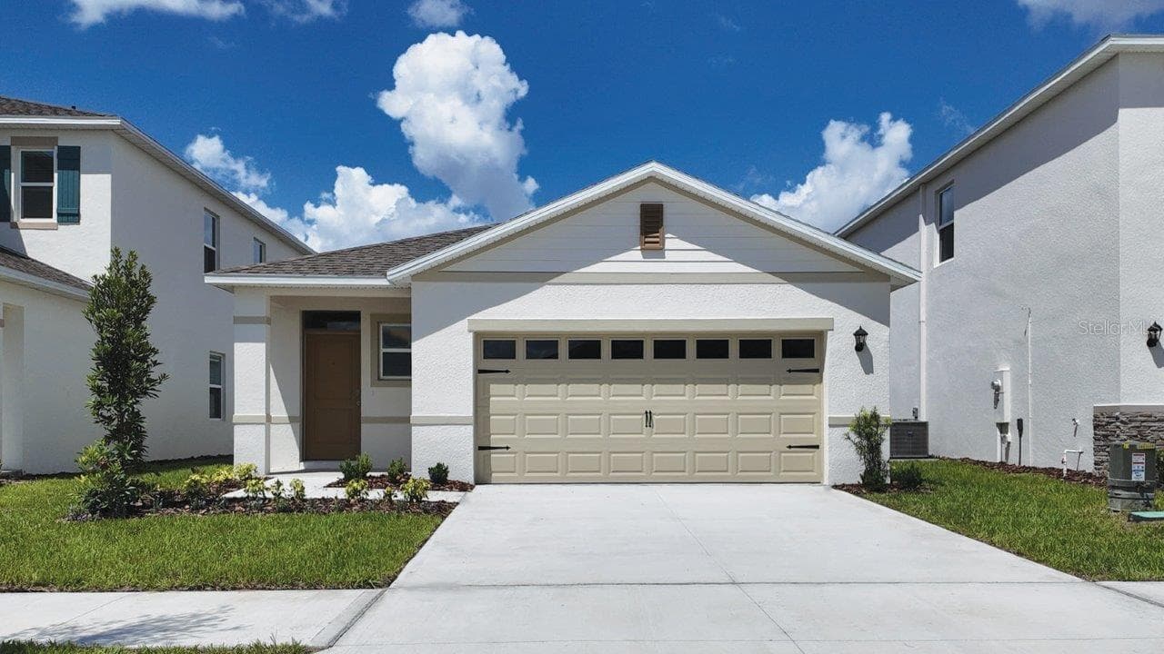 Single Family Residence at 1526 LAS PALMAS ST, LAKELAND, photo 2 of 34