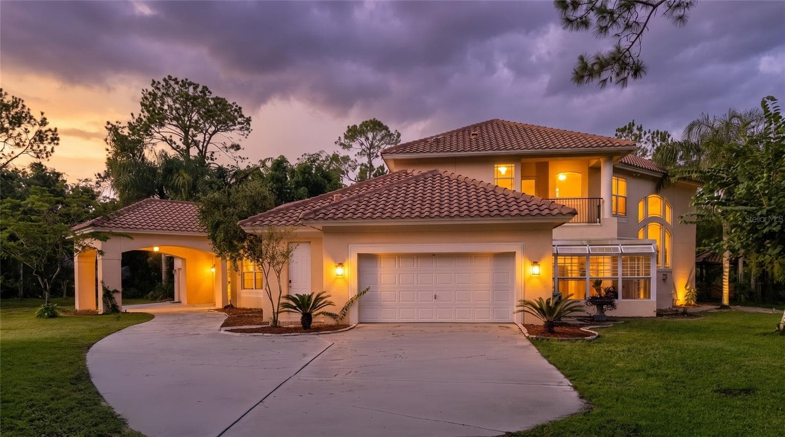 Single Family Residence at 779 E CHAPMAN RD, OVIEDO, photo 5 of 47