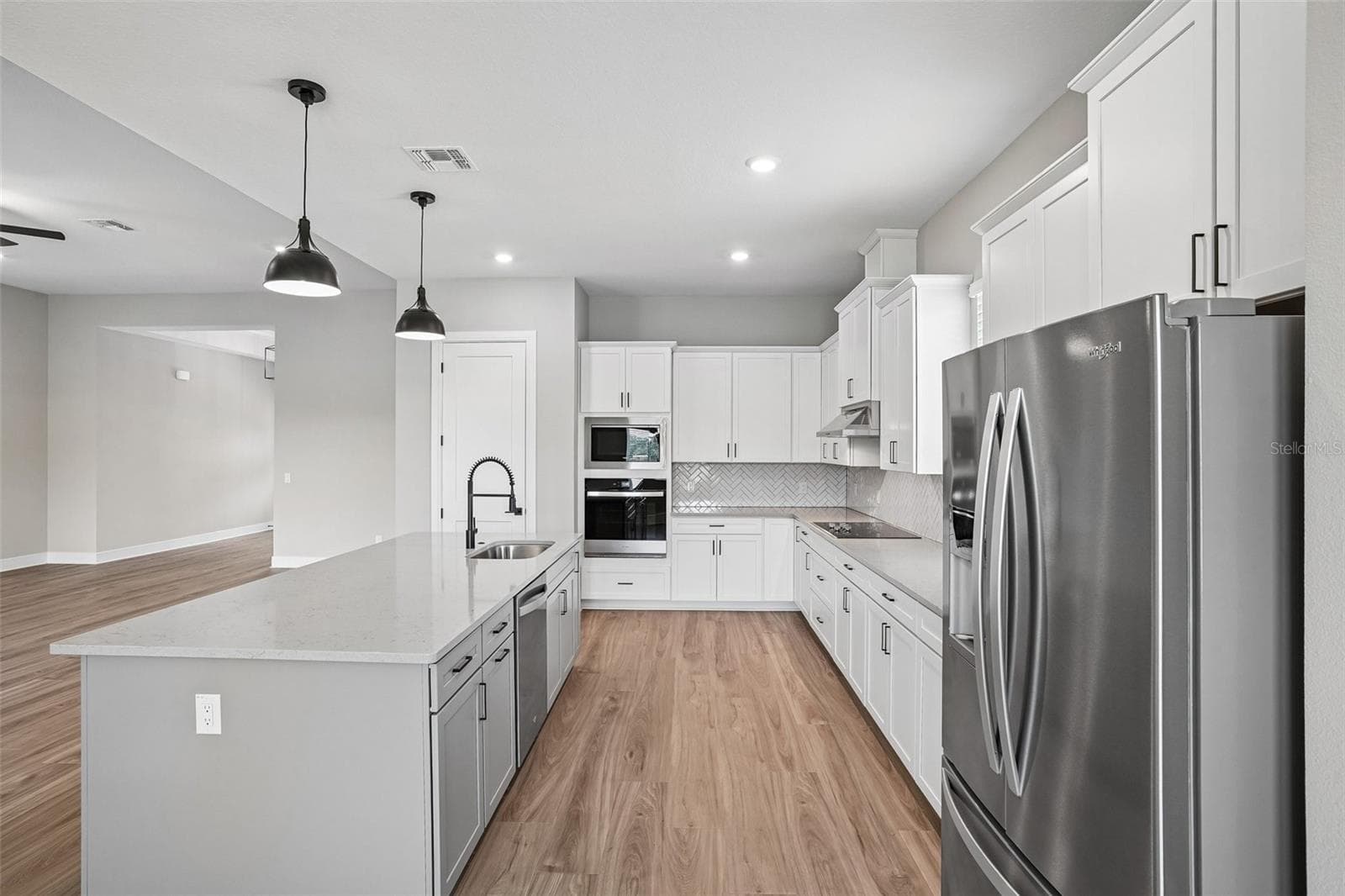 Single Family Residence at 36798 SUNDOWNER TRL, FRUITLAND PARK, photo 9 of 28