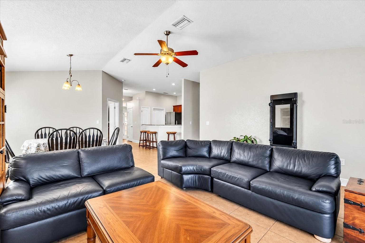 Single Family Residence at 10912 KIRKWALL PORT DR, WIMAUMA, photo 4 of 41