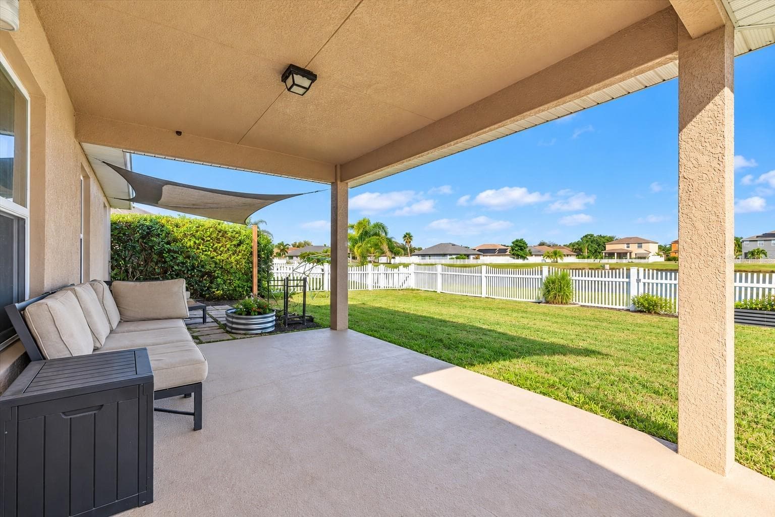 Single Family Residence at 10912 KIRKWALL PORT DR, WIMAUMA, photo 28 of 41