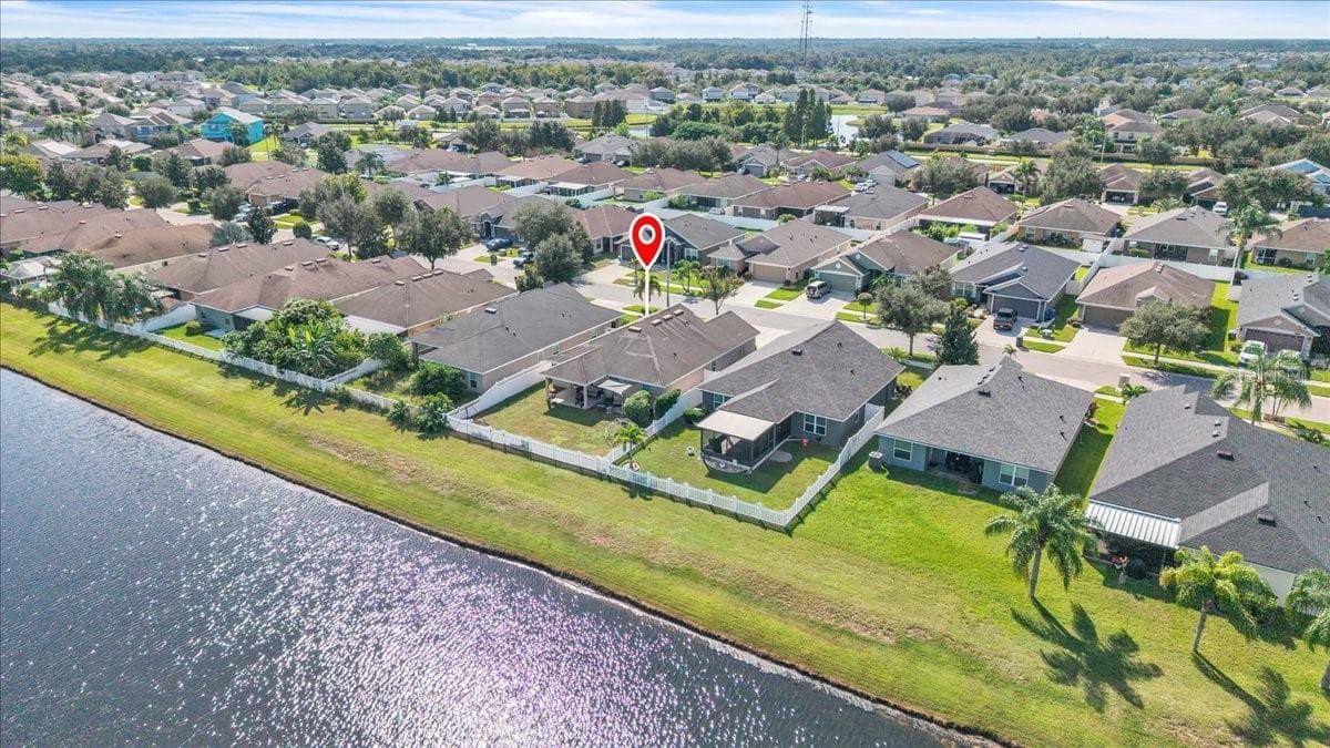 Single Family Residence at 10912 KIRKWALL PORT DR, WIMAUMA, photo 34 of 41