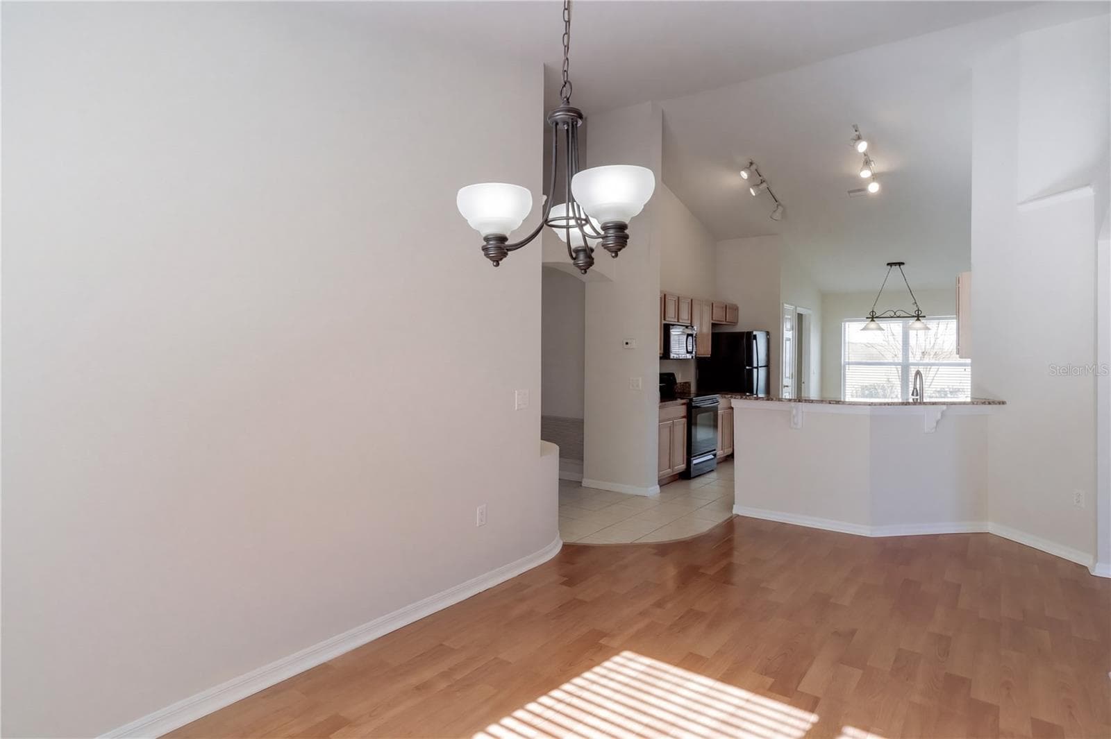 Single Family Residence at 2612 WHITEWOOD RD, MULBERRY, photo 10 of 40