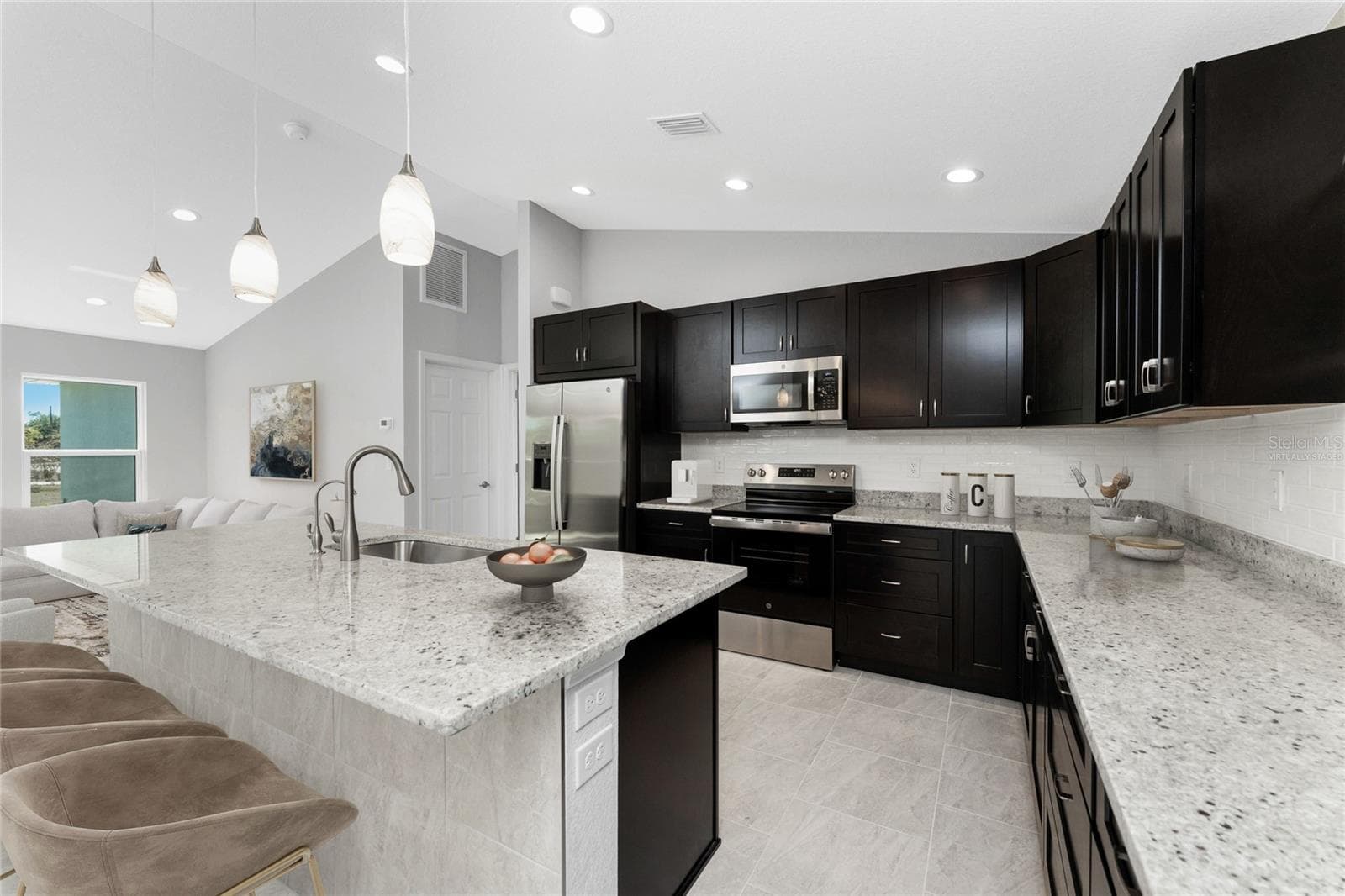 Virtually staged - 3250 HORACE AVE, NORTH PORT