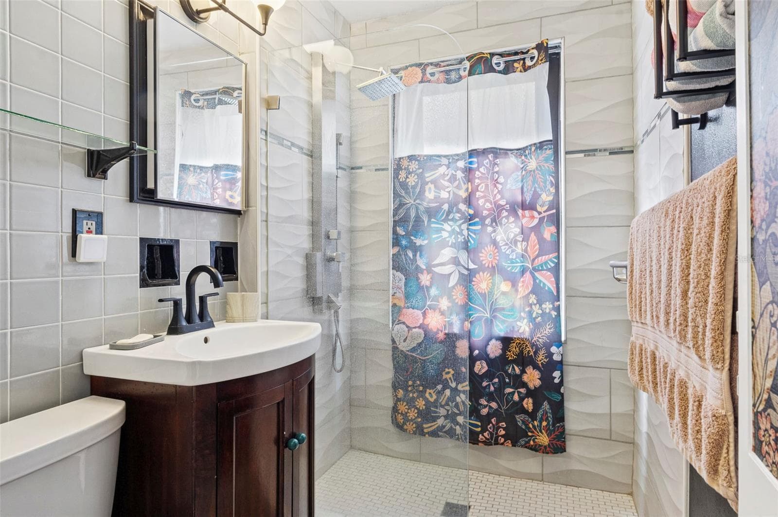 Stylish Bath with Vintage Tile Floors - 130 4TH AVE N #503, ST PETERSBURG