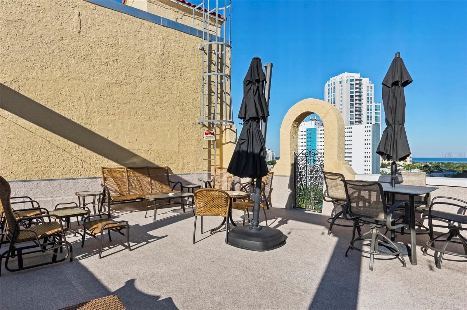 Rooftop Coffee or Cocktails - 130 4TH AVE N #503, ST PETERSBURG