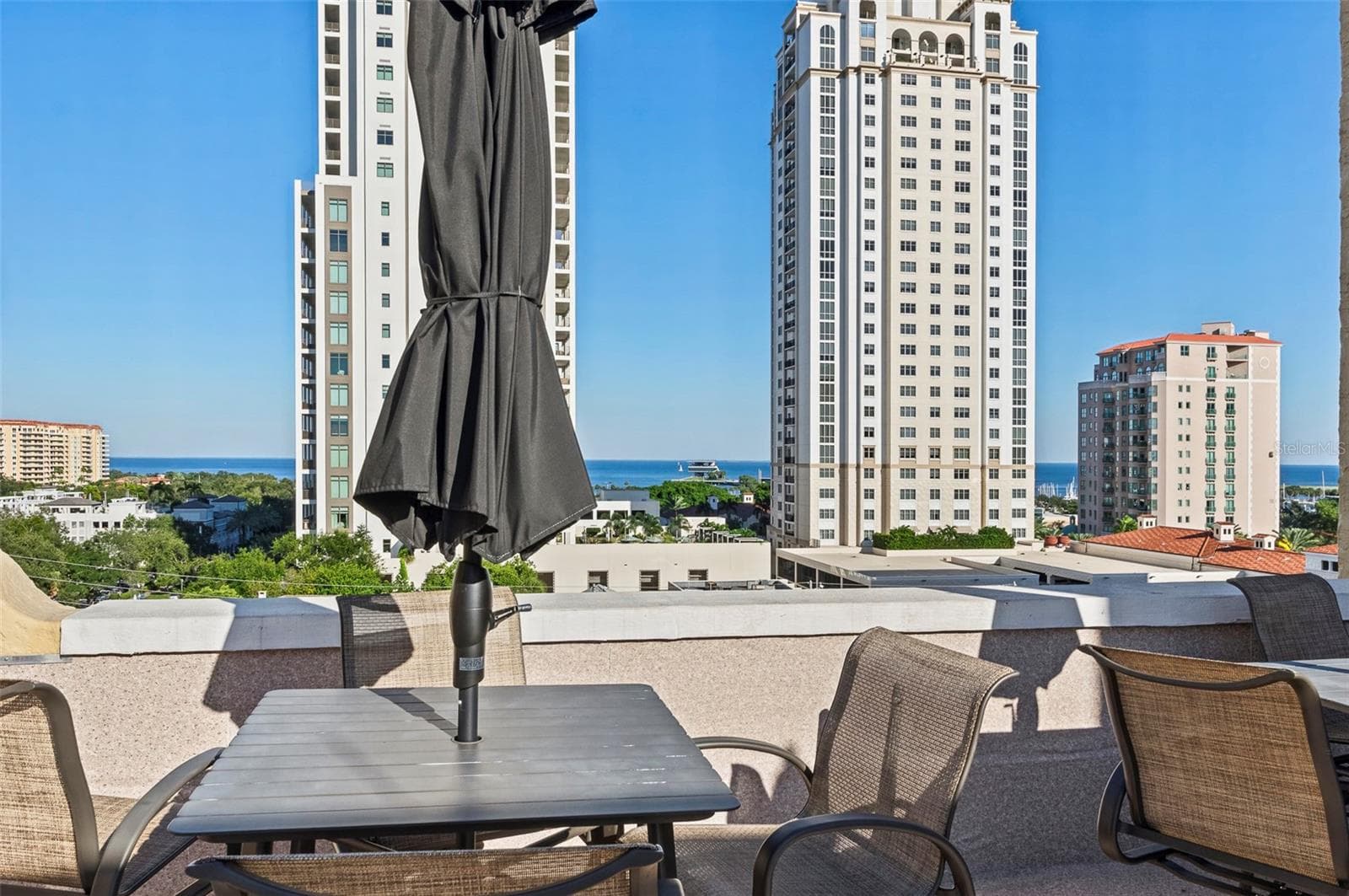 Looking Over the Bay - 130 4TH AVE N #503, ST PETERSBURG