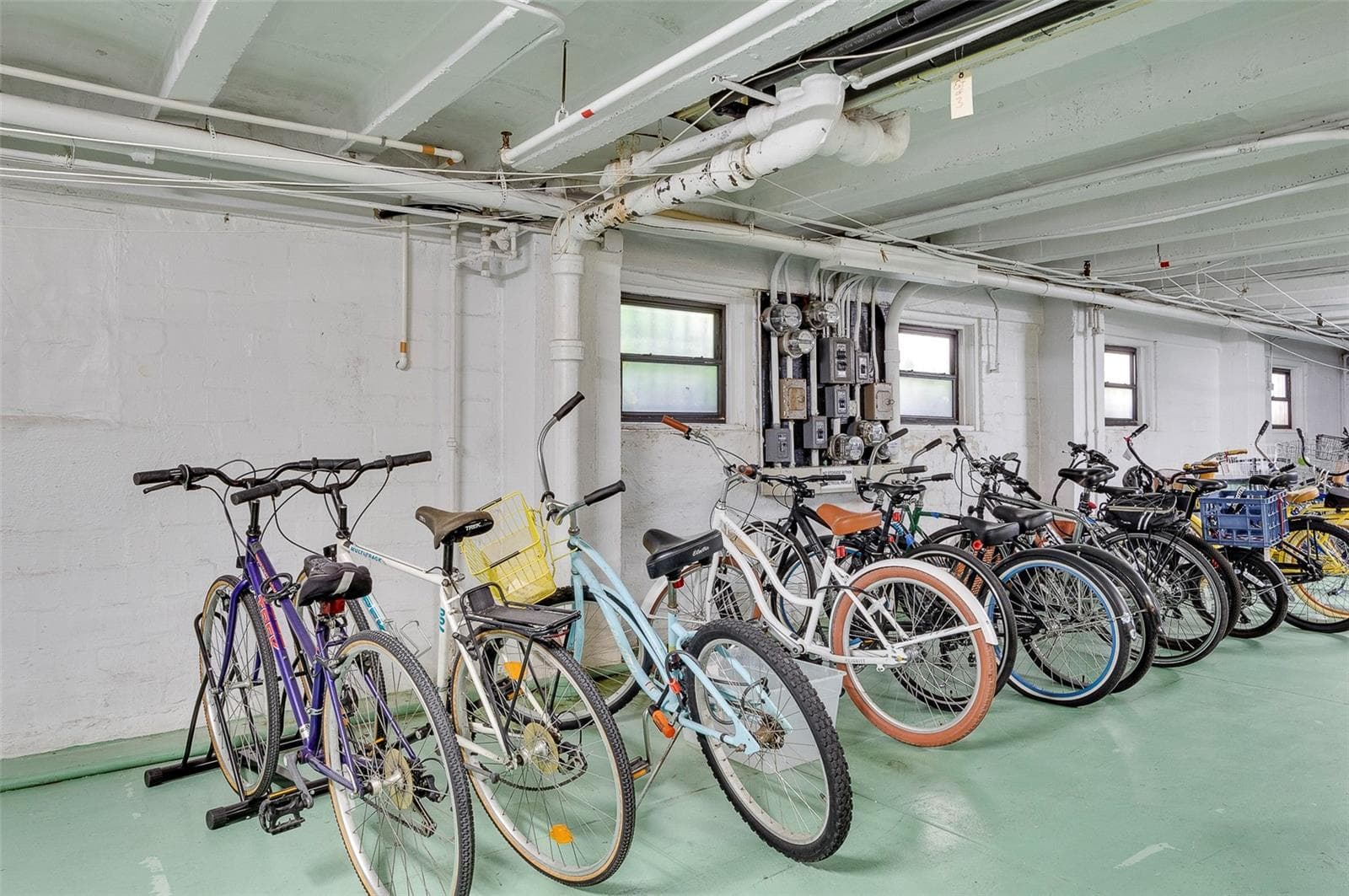 Bike Room - 130 4TH AVE N #503, ST PETERSBURG
