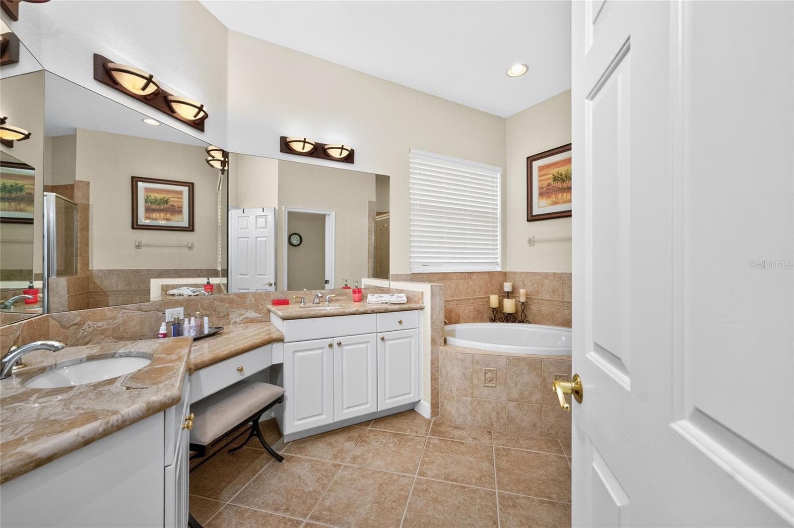 Single Family Residence at 106 CANELETTO WAY, NORTH VENICE, photo 44 of 87