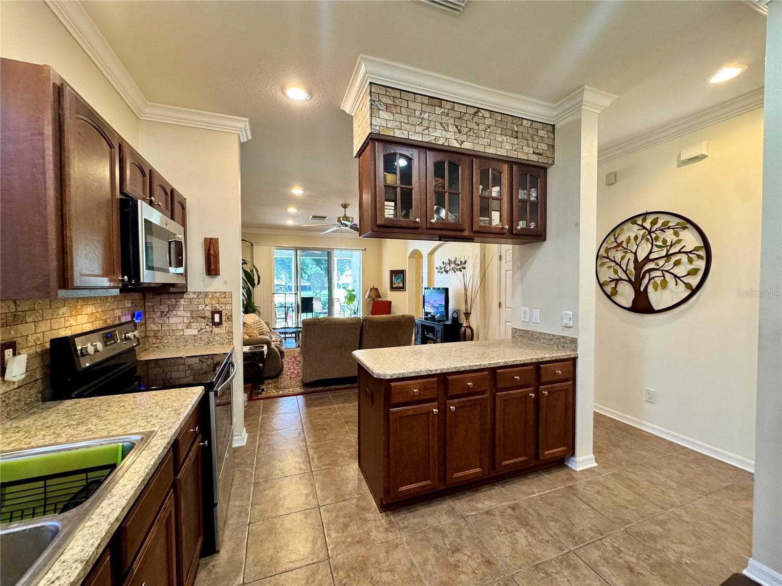 Single Family Residence at 13350 MEADOW GOLF AVE, HUDSON, photo 25 of 50