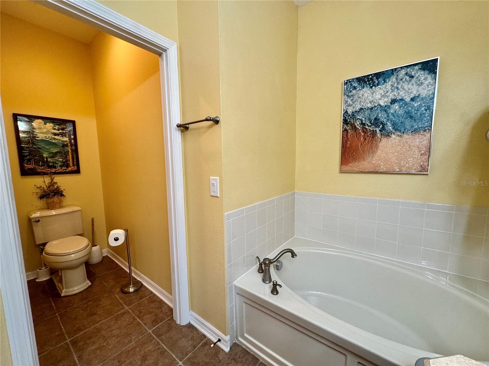 Single Family Residence at 13350 MEADOW GOLF AVE, HUDSON, photo 41 of 50