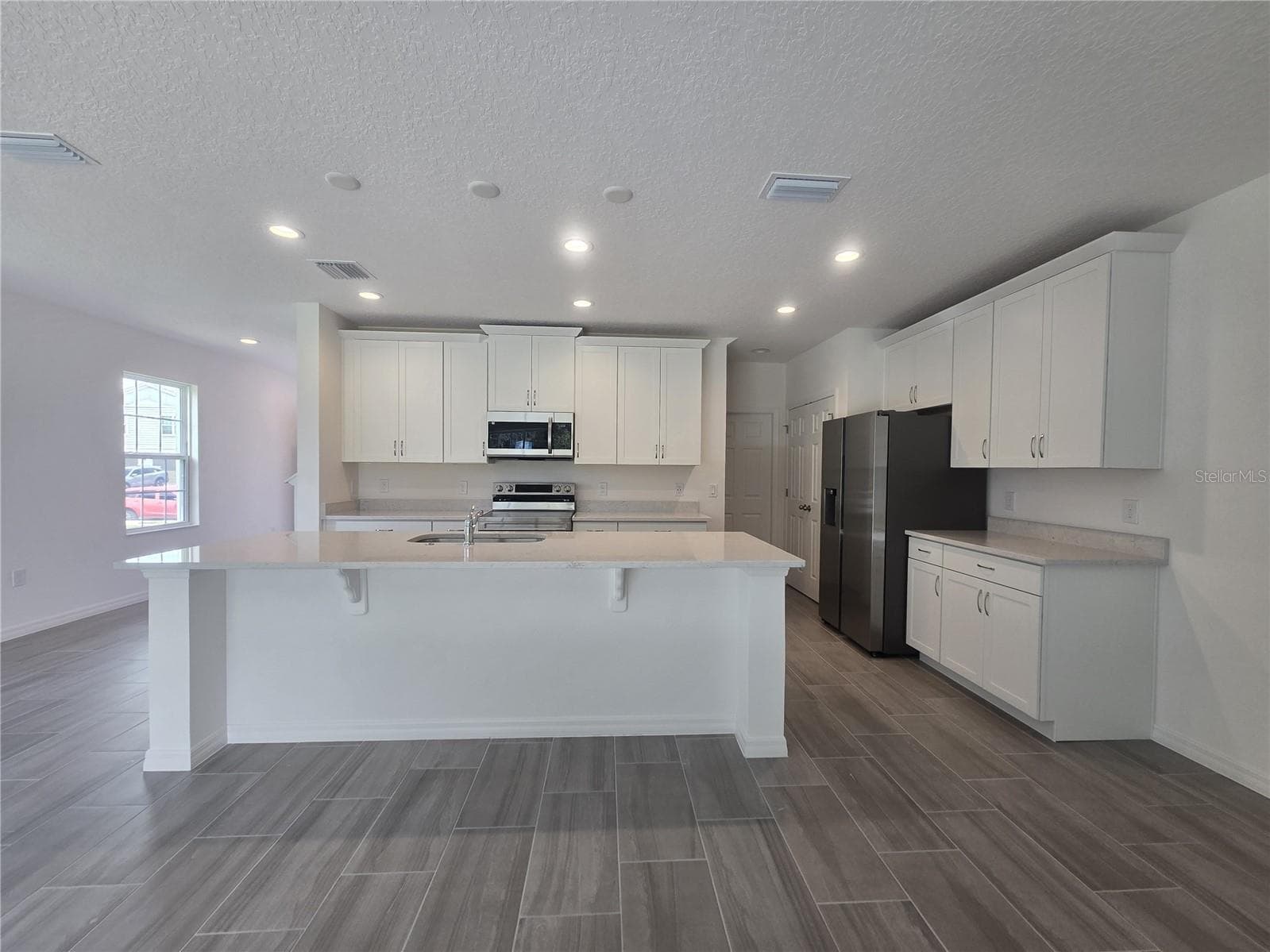 Kitchen - 2536 STARRY PT, ST CLOUD