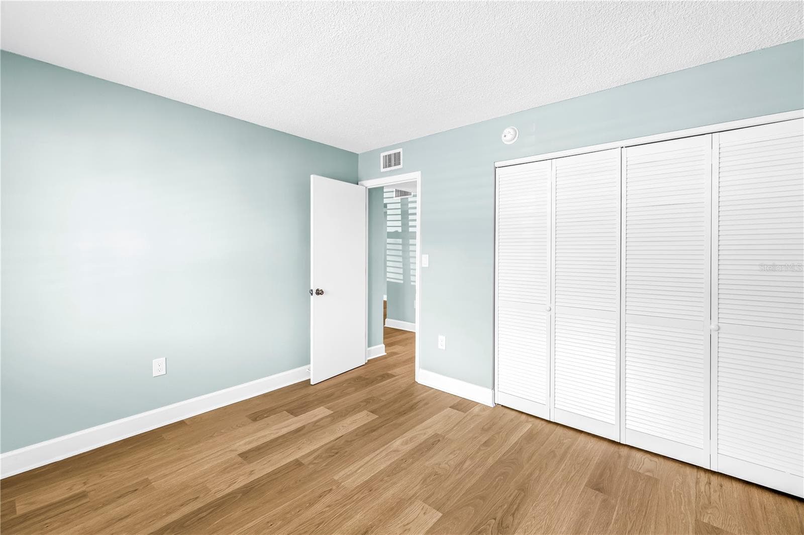 Condominium at 951 79TH AVE N #120, ST PETERSBURG, photo 16 of 30