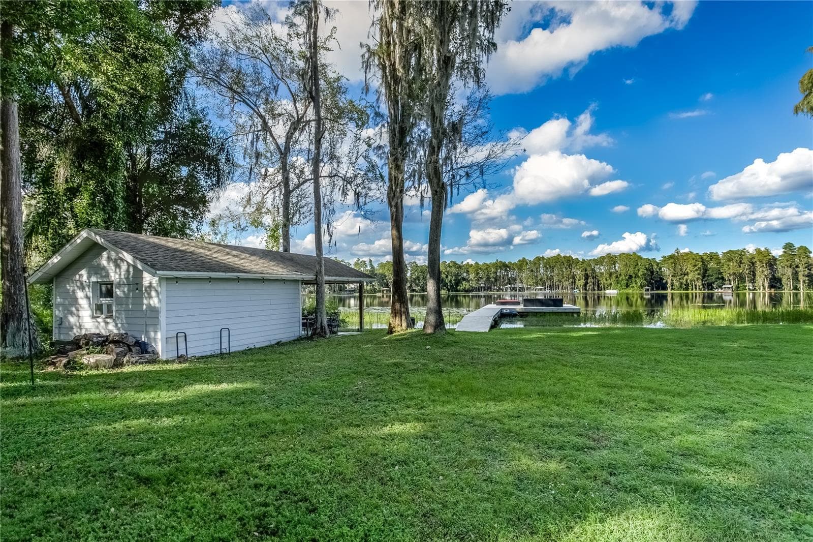 Single Family Residence at 17018 DENNIS RD, LUTZ, photo 9 of 42