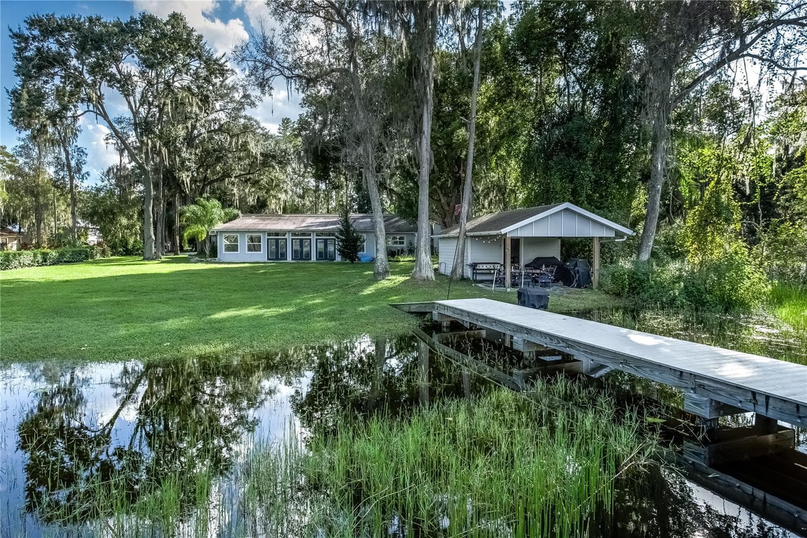 Single Family Residence at 17018 DENNIS RD, LUTZ, photo 12 of 42
