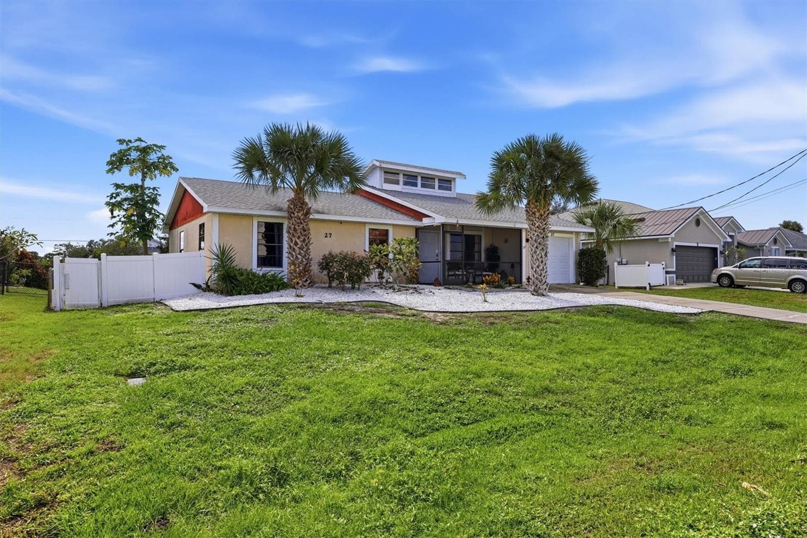 Single Family Residence at 27 MARK TWAIN LN, ROTONDA WEST, photo 2 of 45