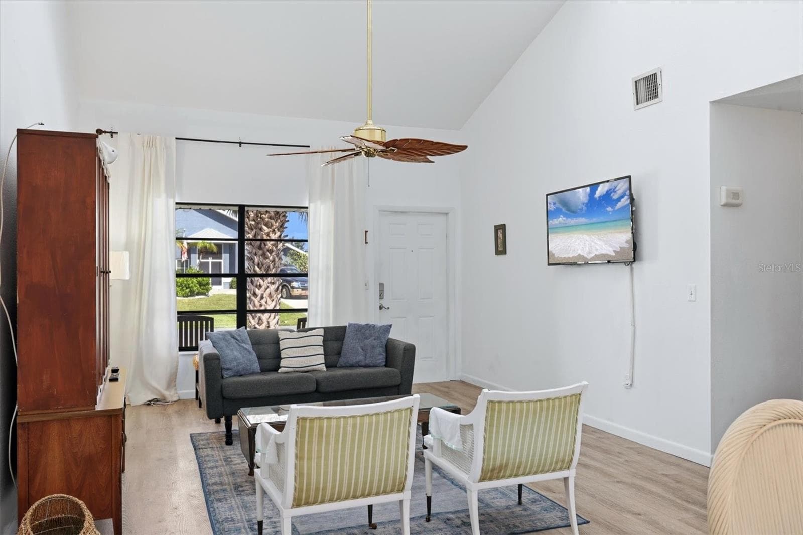 Single Family Residence at 27 MARK TWAIN LN, ROTONDA WEST, photo 6 of 45