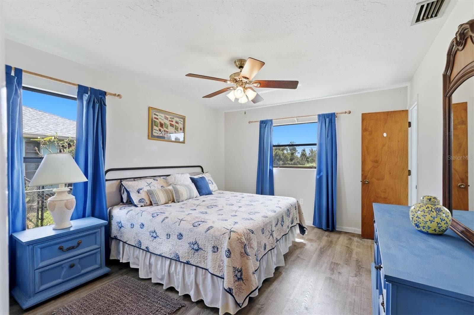 Single Family Residence at 27 MARK TWAIN LN, ROTONDA WEST, photo 18 of 45