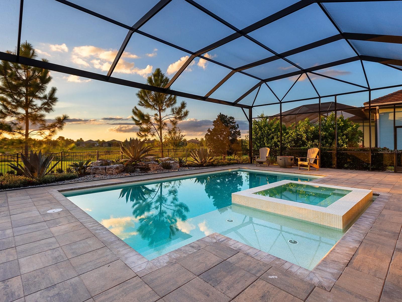Single Family Residence at 8242 PAVIA WAY, LAKEWOOD RANCH, photo 5 of 100