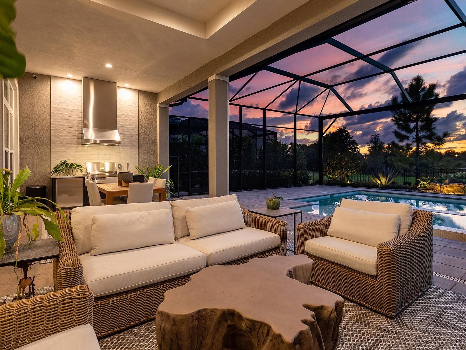 Single Family Residence at 8242 PAVIA WAY, LAKEWOOD RANCH, photo 6 of 100