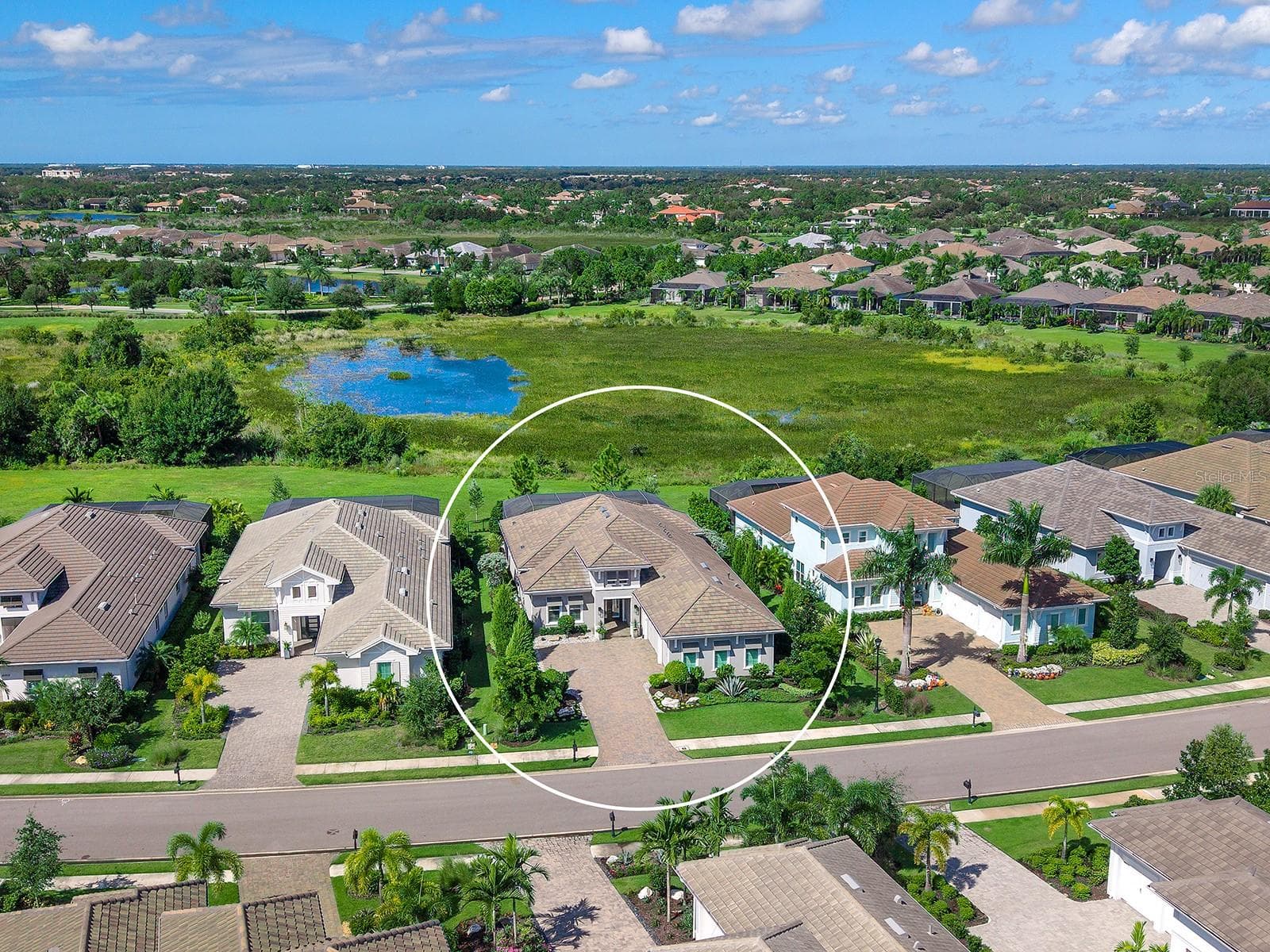 Single Family Residence at 8242 PAVIA WAY, LAKEWOOD RANCH, photo 20 of 100