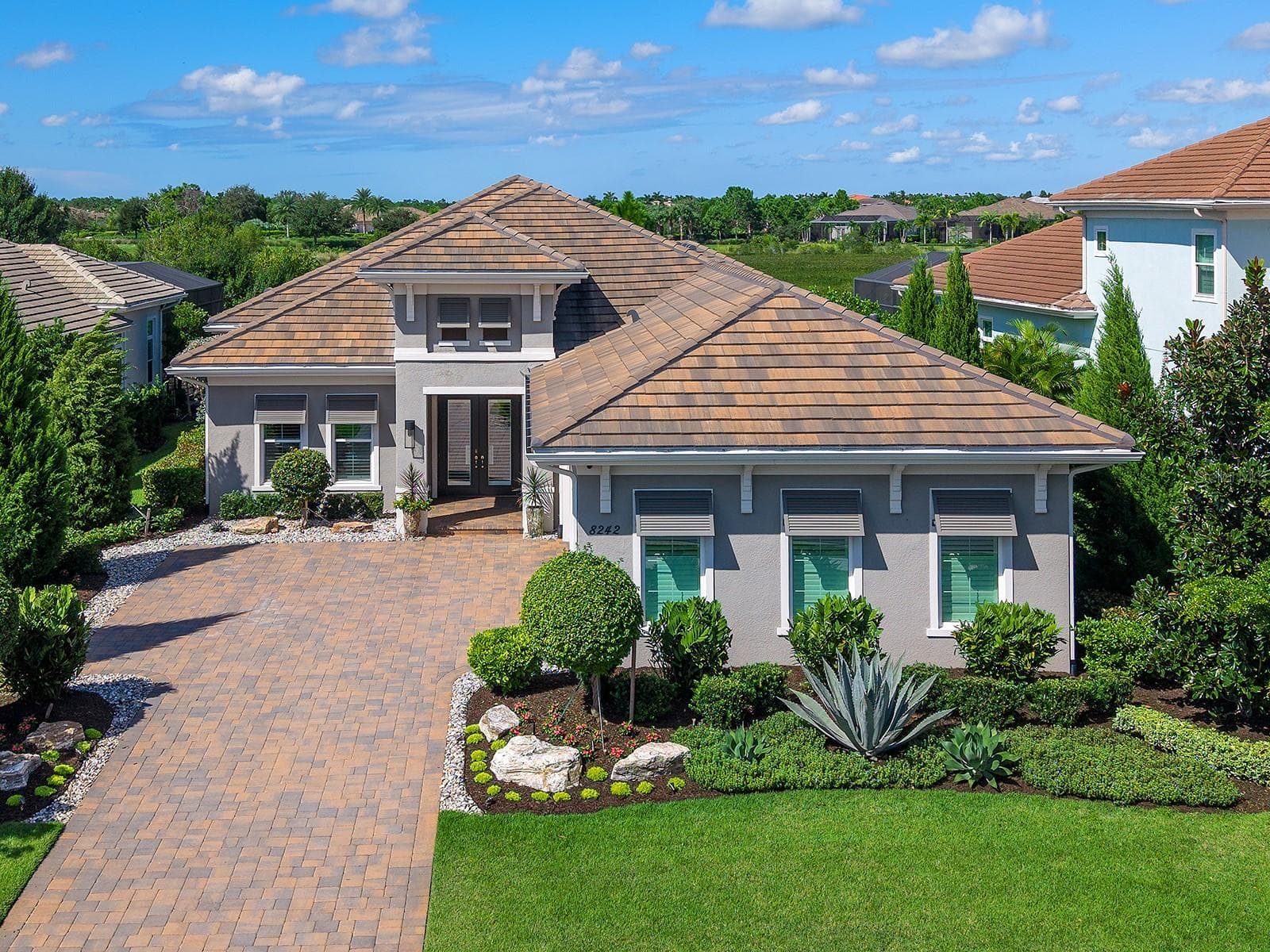 Single Family Residence at 8242 PAVIA WAY, LAKEWOOD RANCH, photo 23 of 100