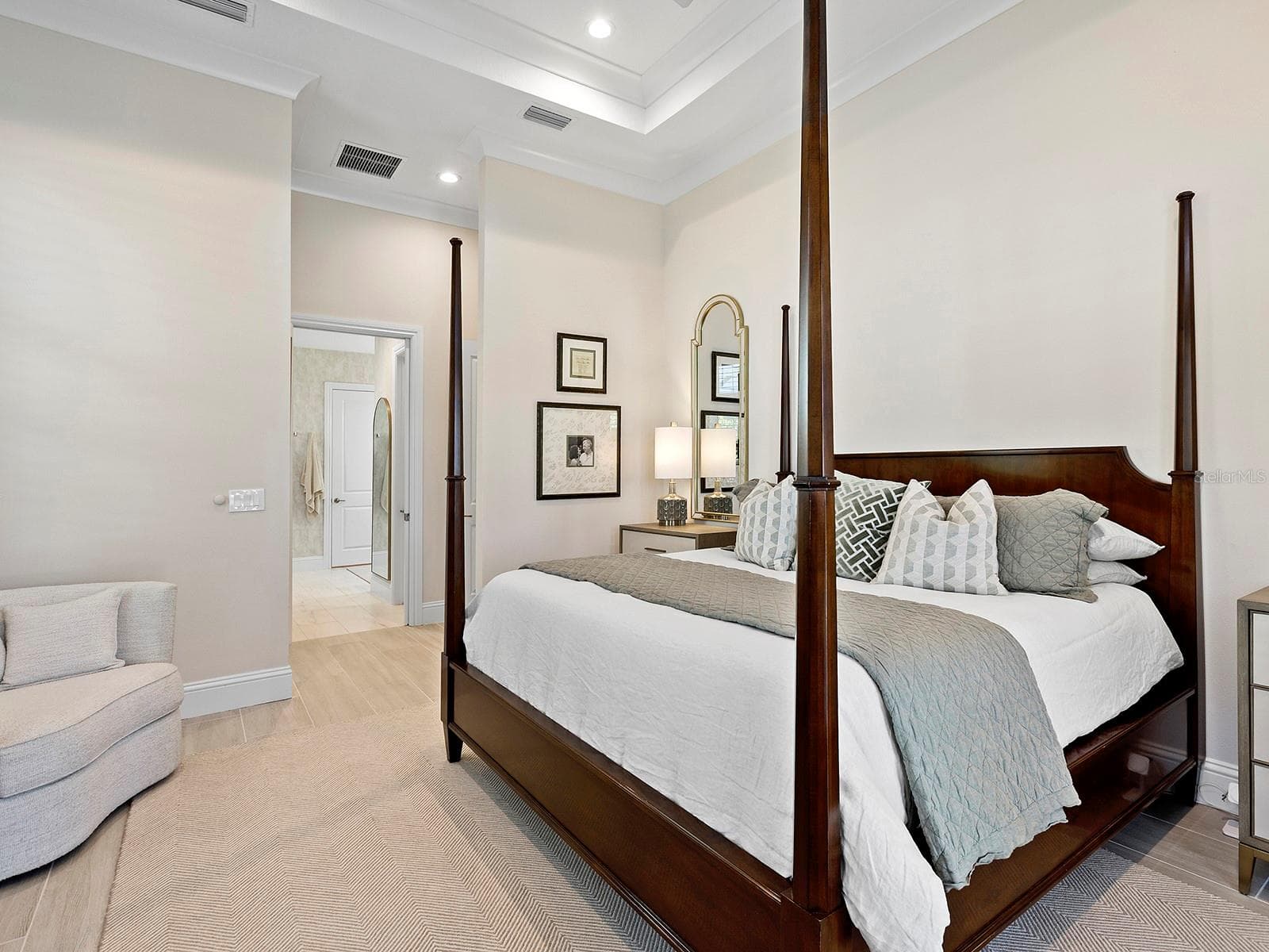 Single Family Residence at 8242 PAVIA WAY, LAKEWOOD RANCH, photo 41 of 100