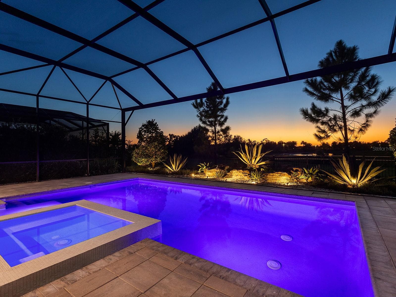 Single Family Residence at 8242 PAVIA WAY, LAKEWOOD RANCH, photo 71 of 100