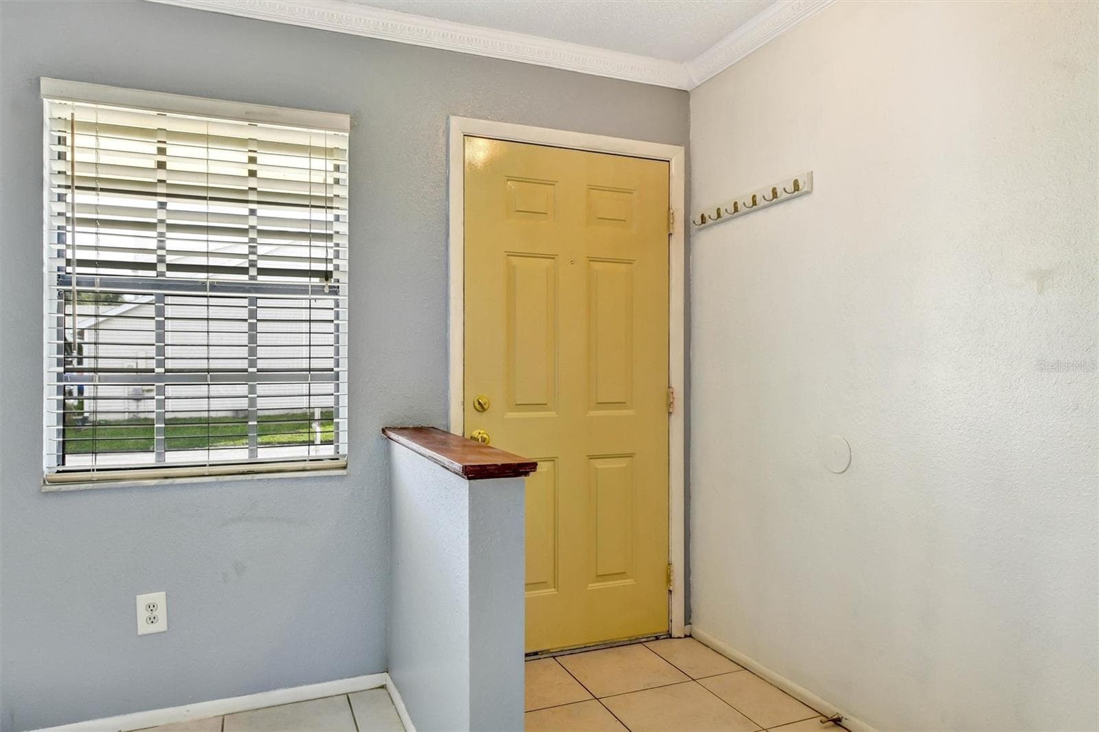 Townhouse at 5320 ABINGER CT, TAMPA, photo 4 of 59
