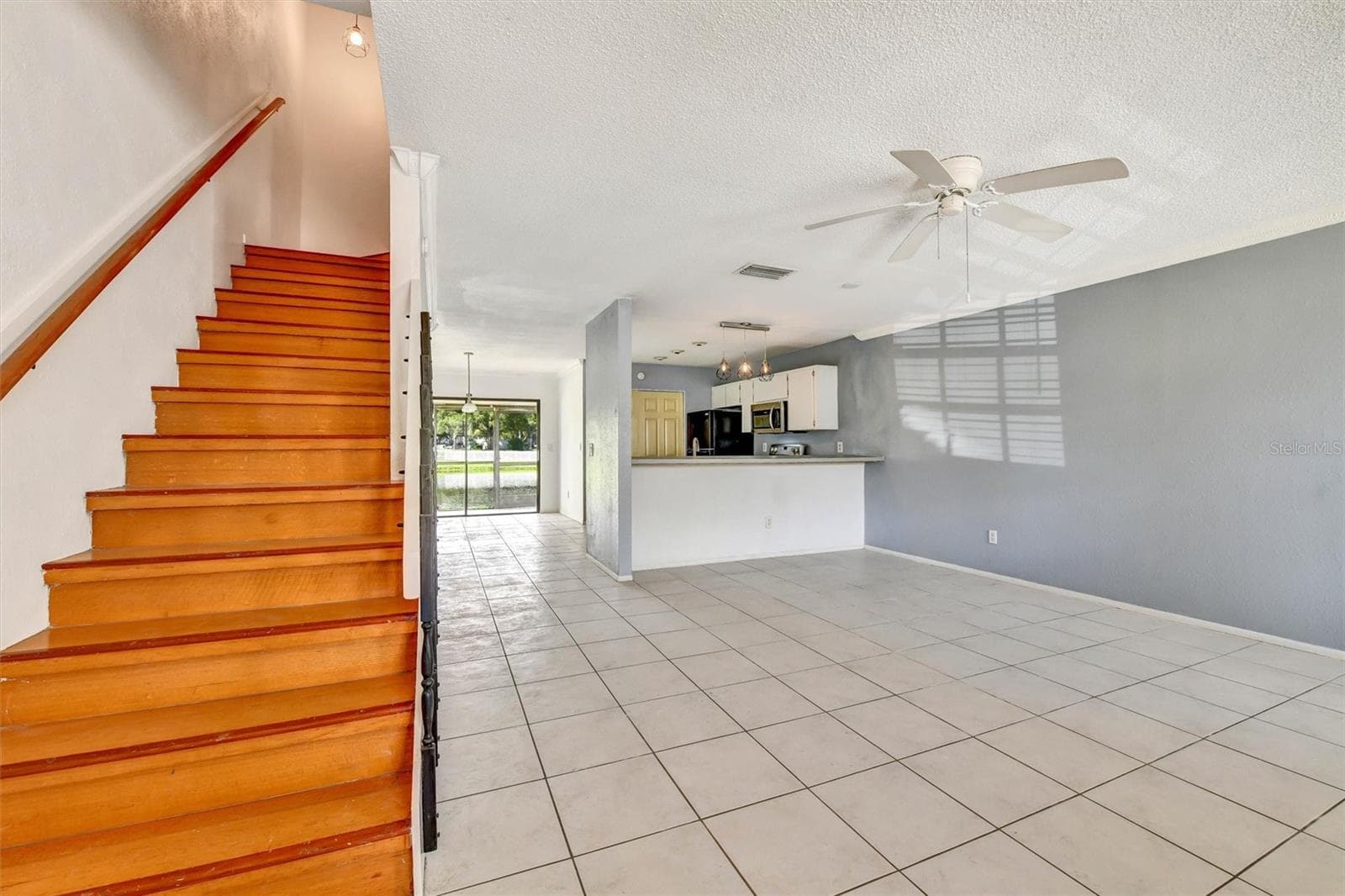 Townhouse at 5320 ABINGER CT, TAMPA, photo 5 of 59