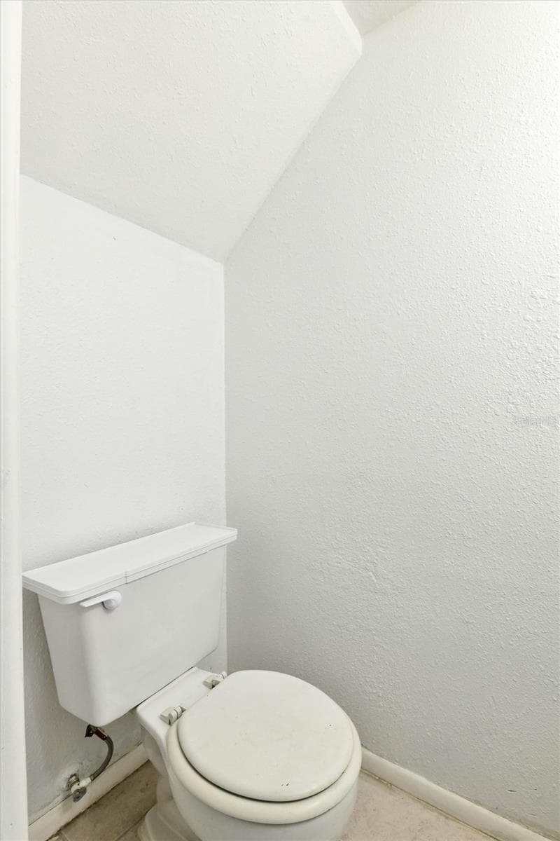 Townhouse at 5320 ABINGER CT, TAMPA, photo 11 of 59