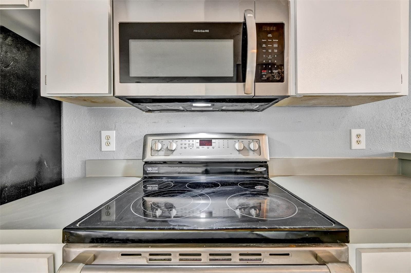 Townhouse at 5320 ABINGER CT, TAMPA, photo 17 of 59