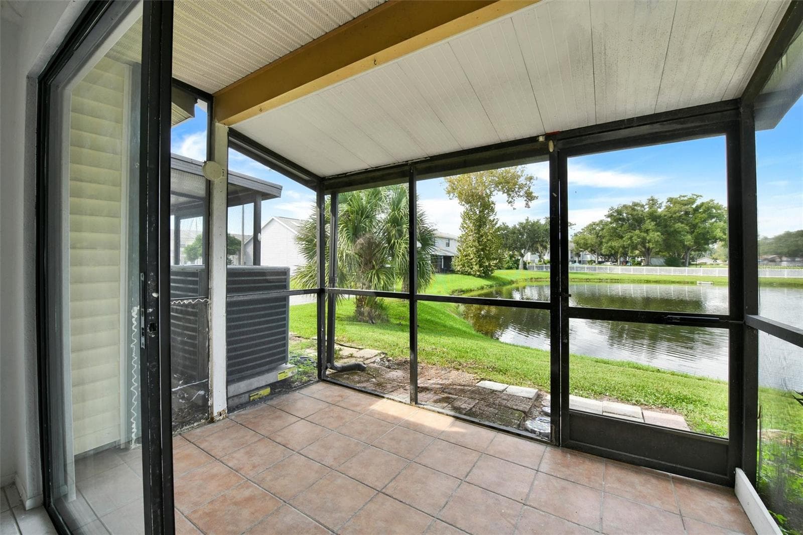 Townhouse at 5320 ABINGER CT, TAMPA, photo 30 of 59