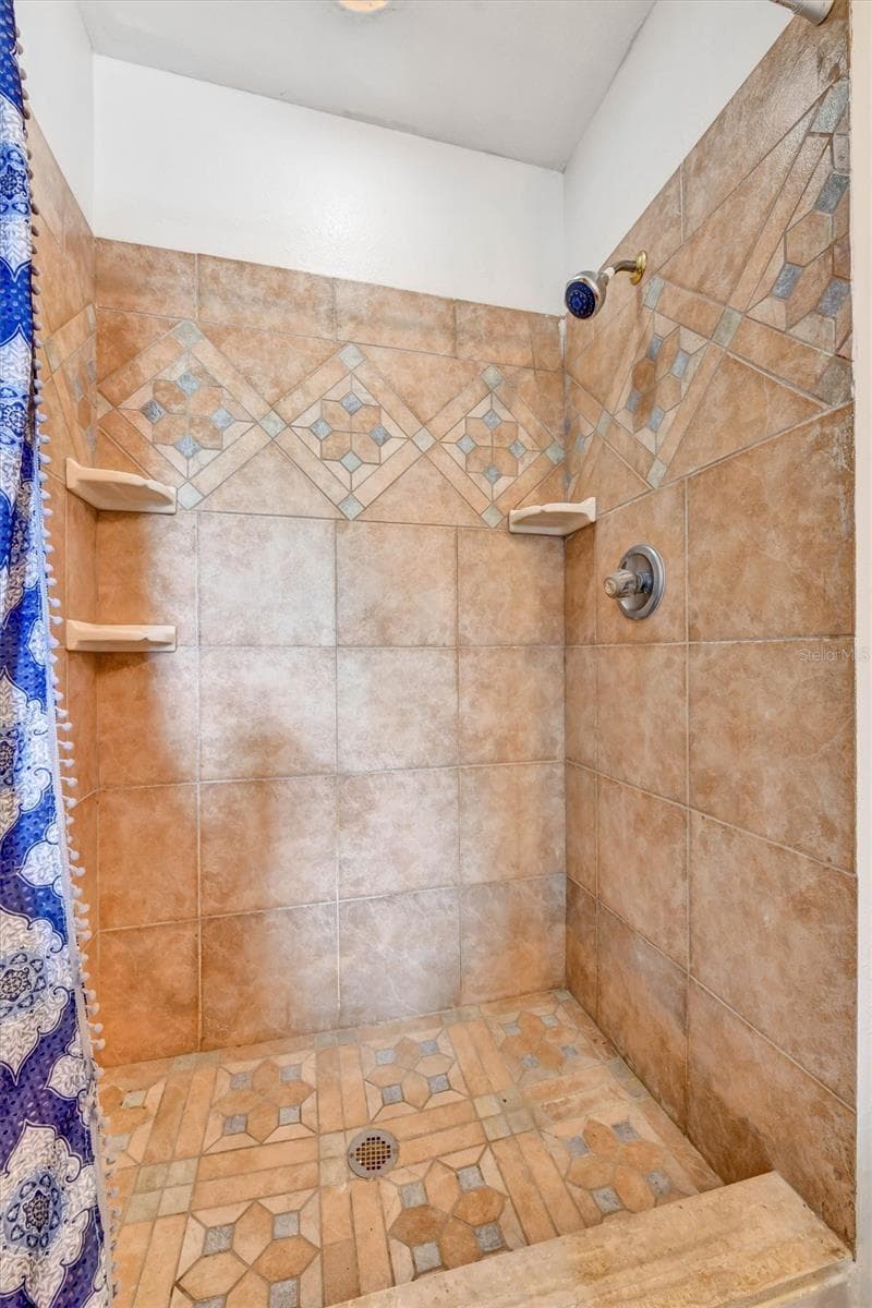 Townhouse at 5320 ABINGER CT, TAMPA, photo 40 of 59