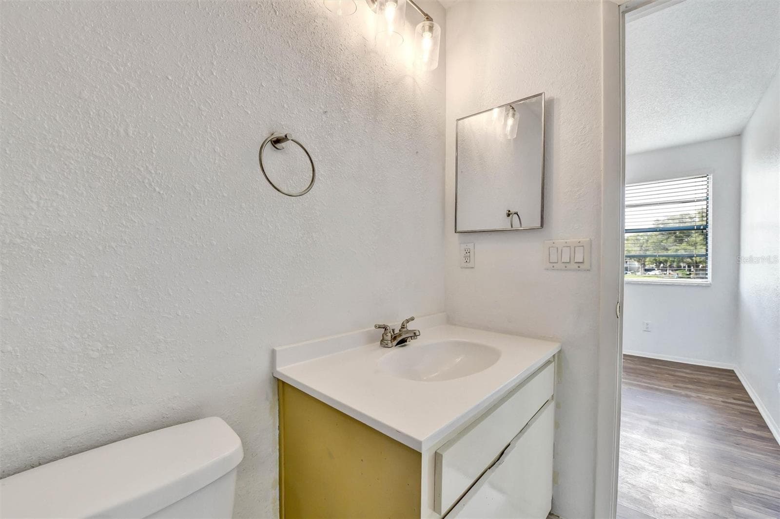 Townhouse at 5320 ABINGER CT, TAMPA, photo 41 of 59