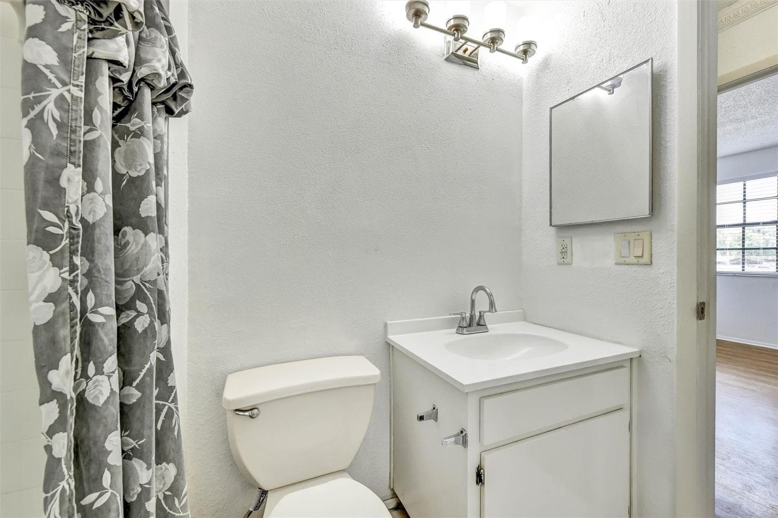 Townhouse at 5320 ABINGER CT, TAMPA, photo 50 of 59