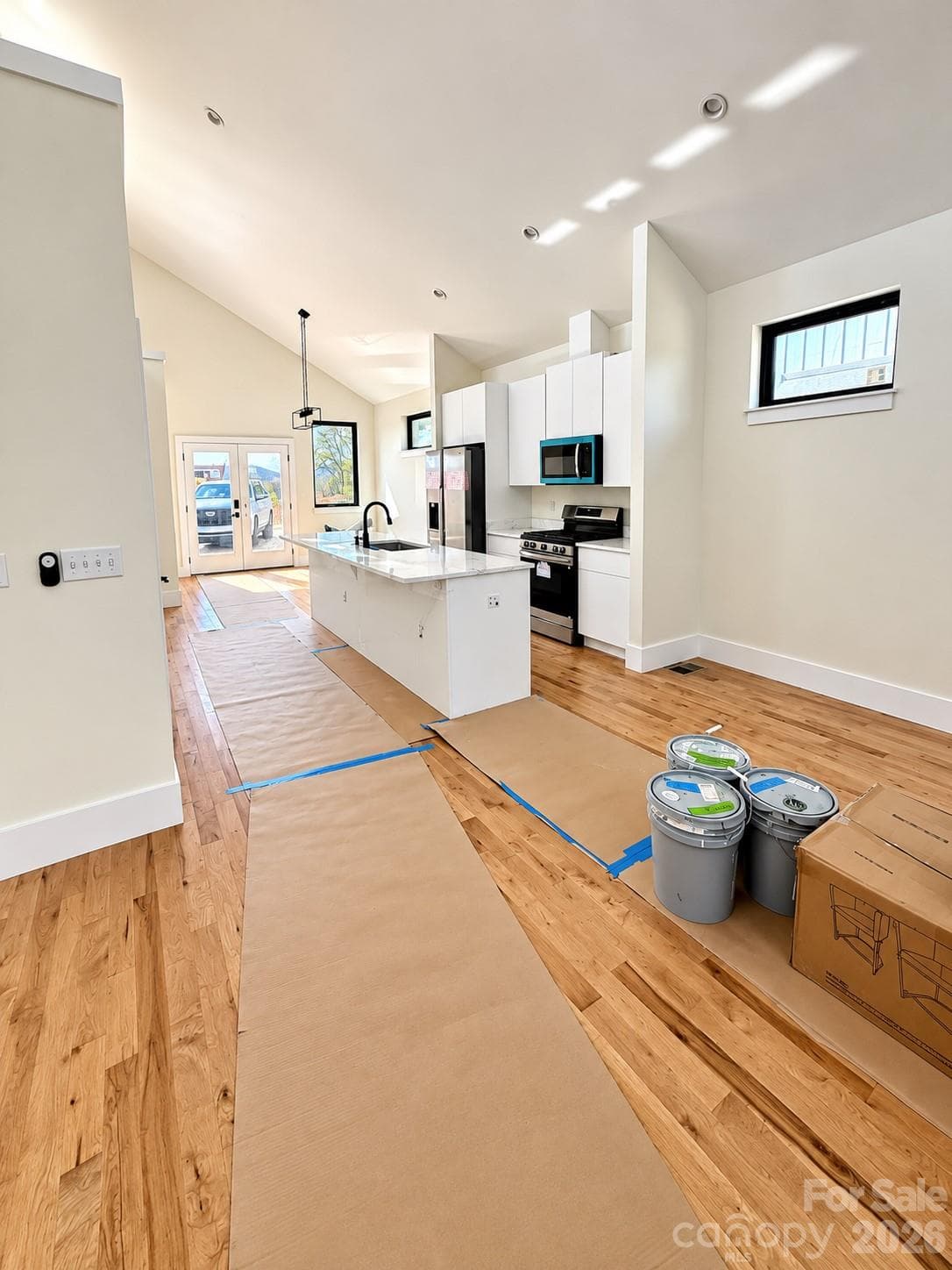 Single Family Residence at 5 Locust Street, Asheville, photo 9 of 12