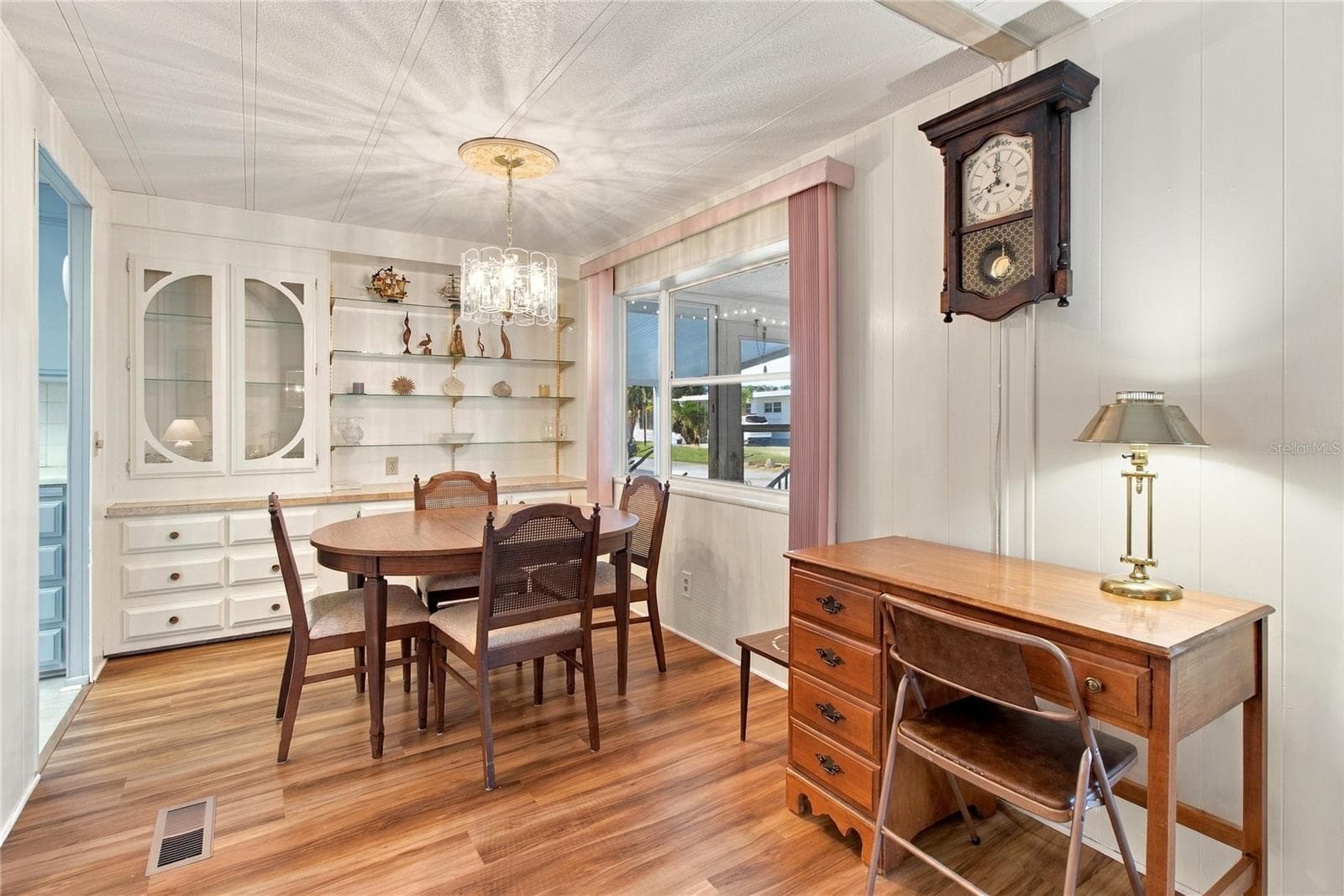 View of Dining Area from Living Room - 808 53RD AVE E #19, BRADENTON