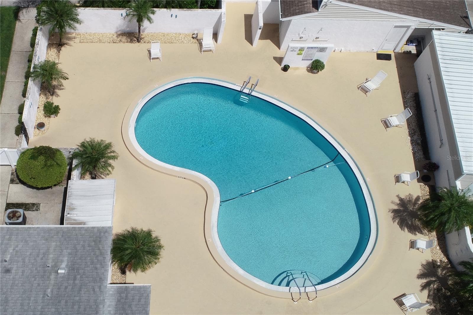 Community Pool - 808 53RD AVE E #19, BRADENTON