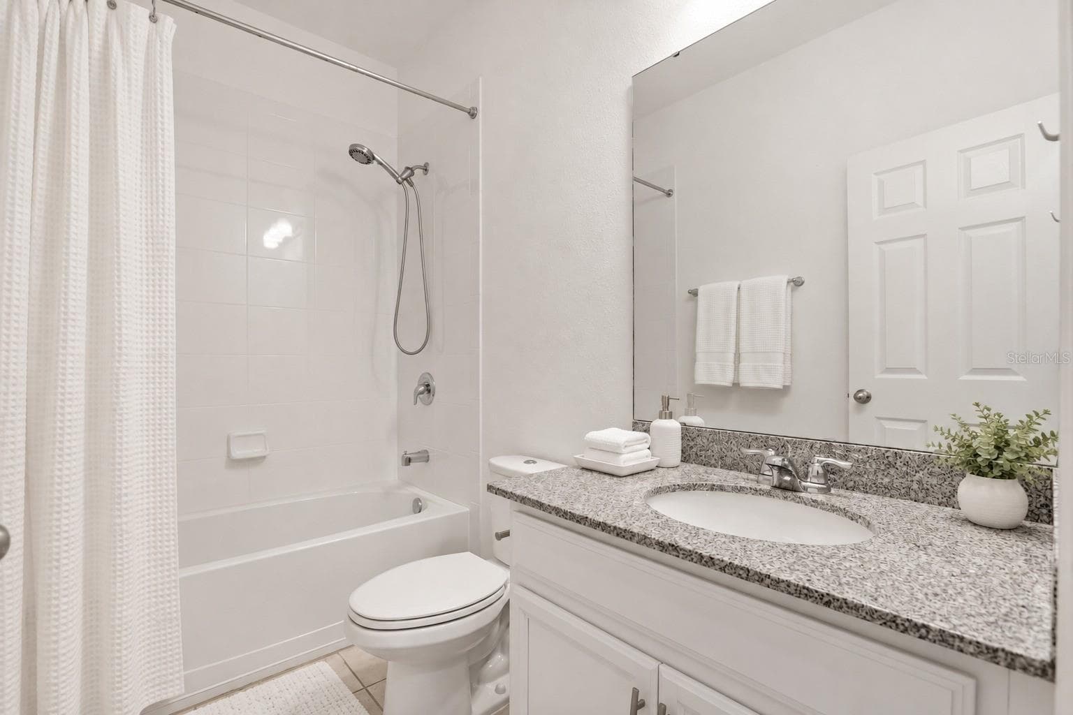 Bath #2 - 9279 GRAND ISLAND WAY, WINTER GARDEN