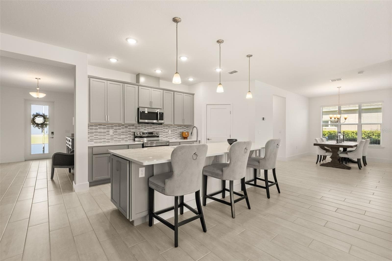 Single Family Residence at 3055 SILVERMINES AVE, ORMOND BEACH, photo 5 of 45