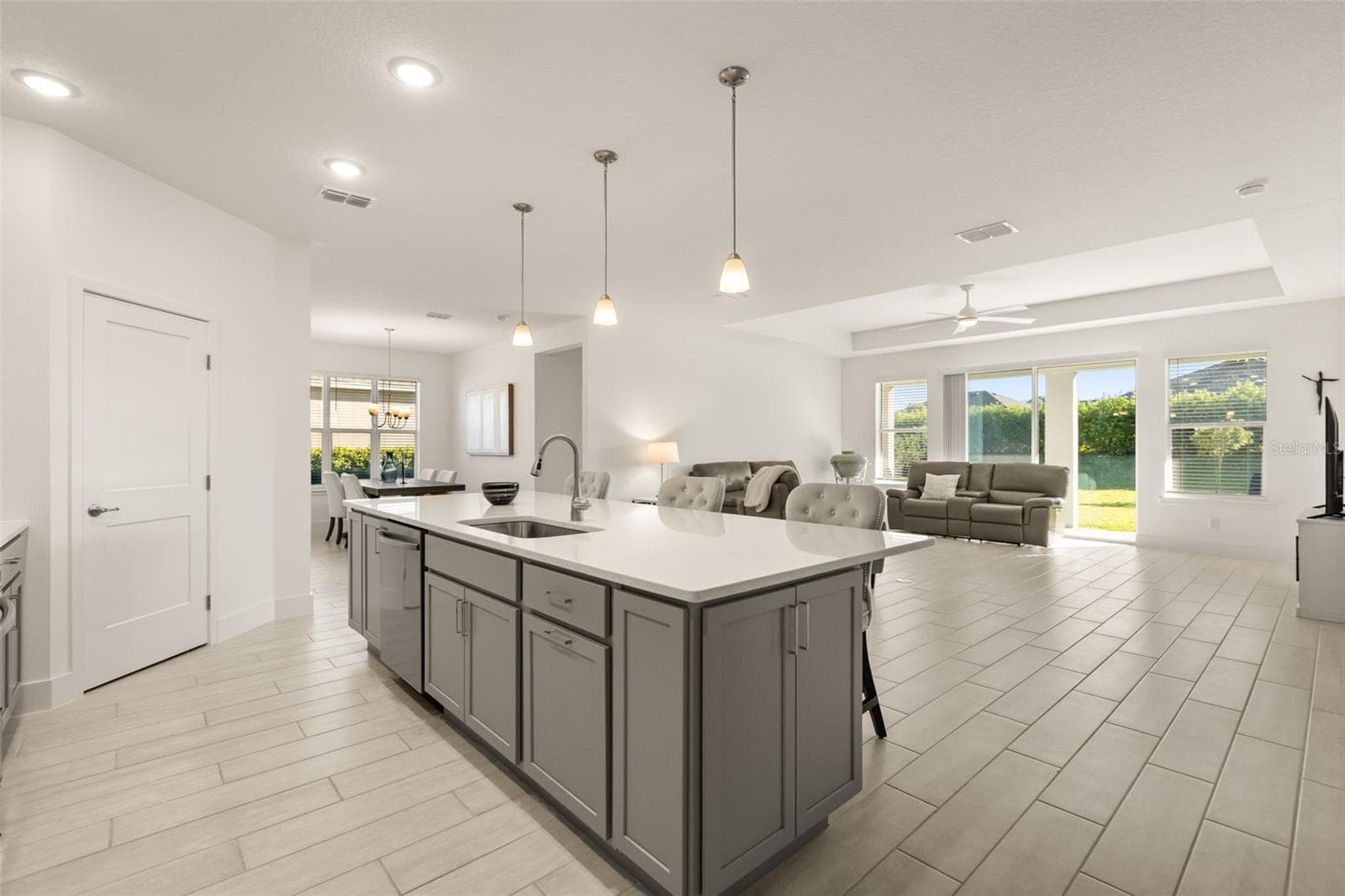 Single Family Residence at 3055 SILVERMINES AVE, ORMOND BEACH, photo 11 of 45