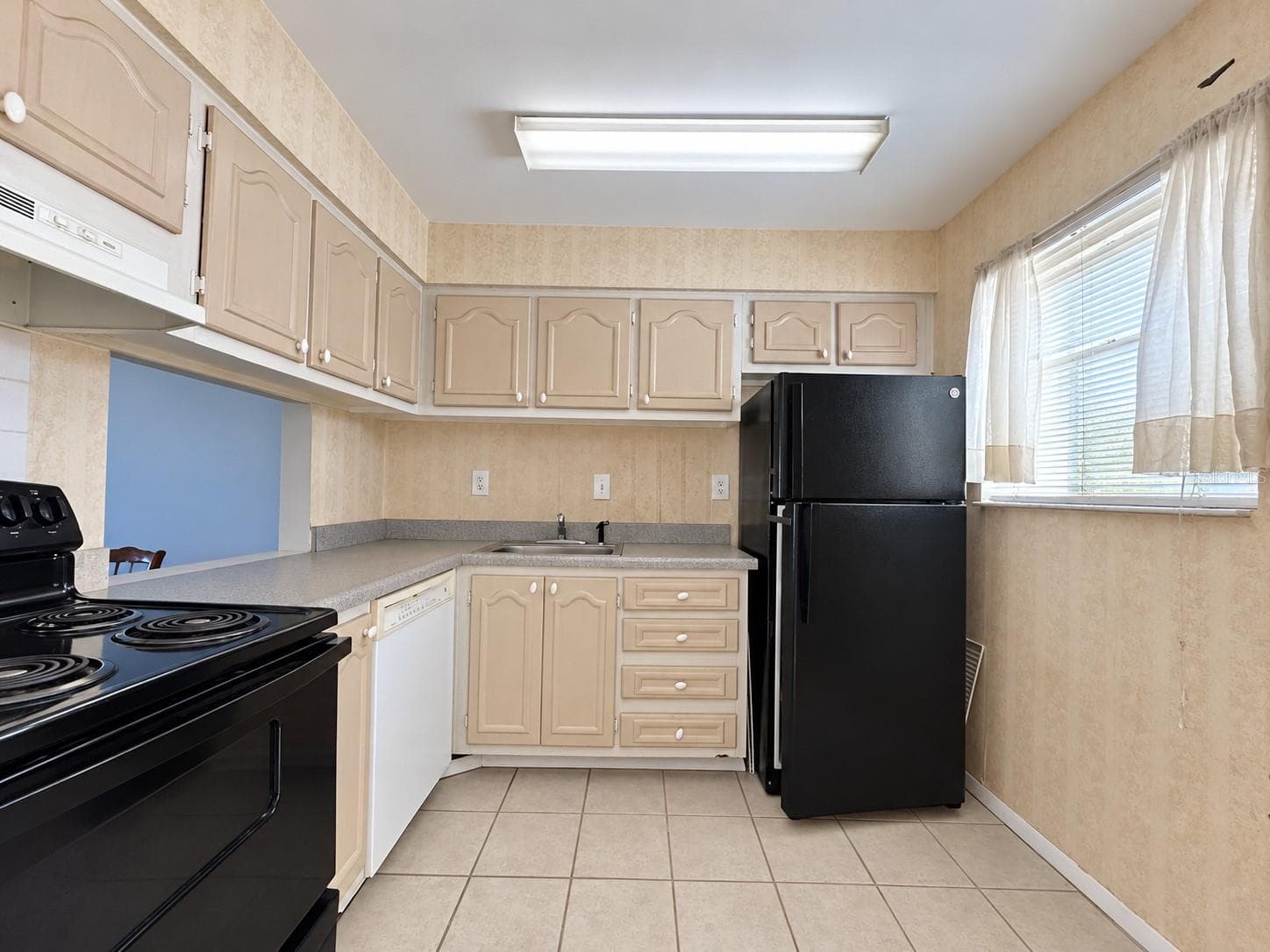 Condominium at 2854 N POWERS DR #102, ORLANDO, photo 6 of 13