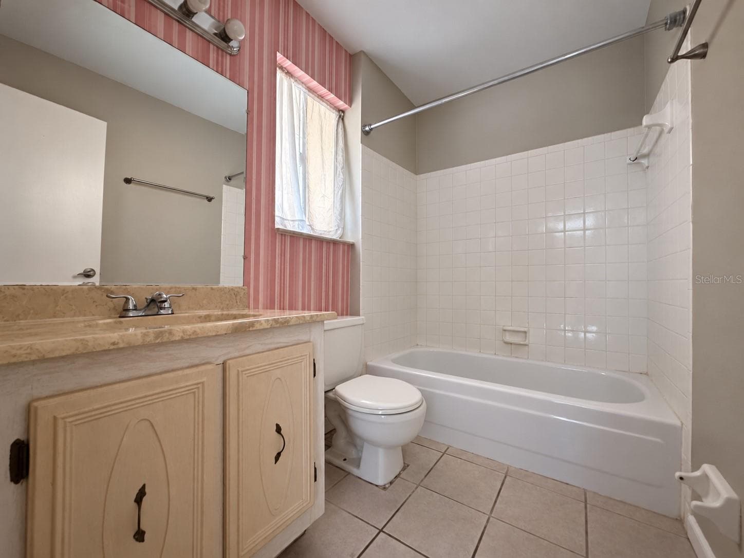 Condominium at 2854 N POWERS DR #102, ORLANDO, photo 9 of 13
